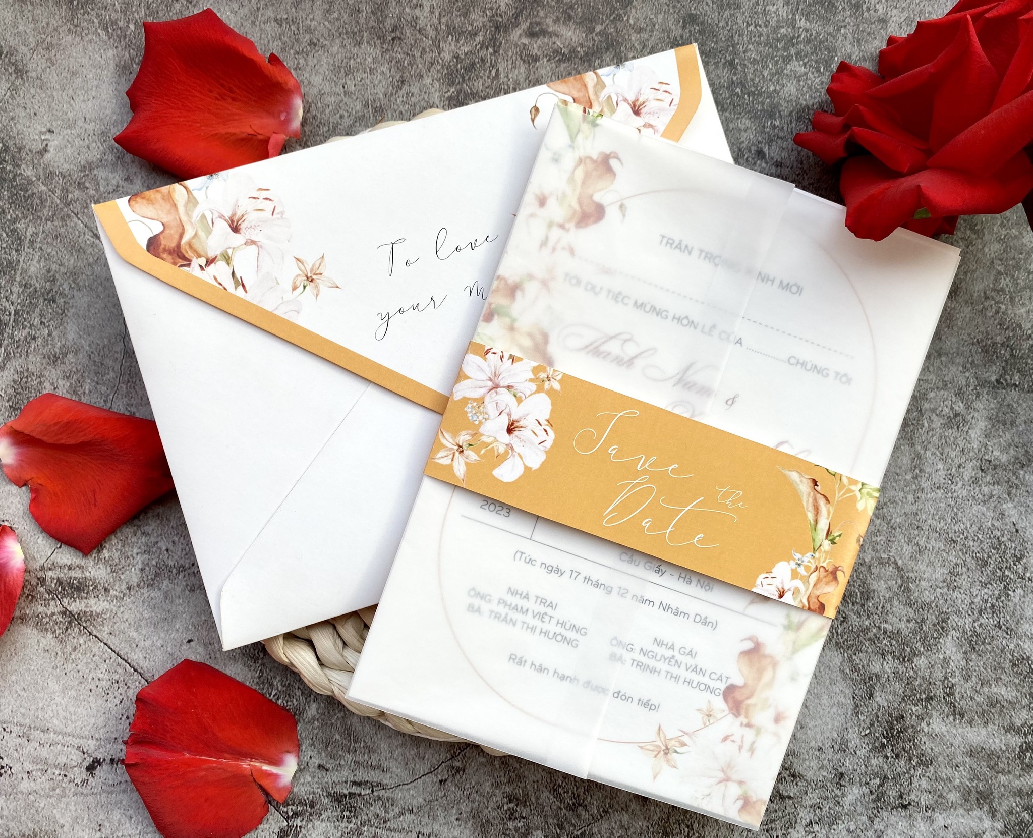 Thiệp phong bì áo can Creamy TCM030